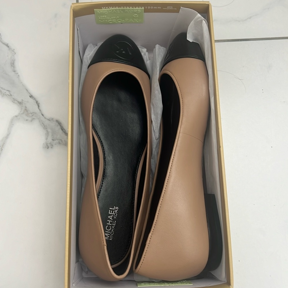 Michael Kors Flats leather beige and black - Picture 9 of 13